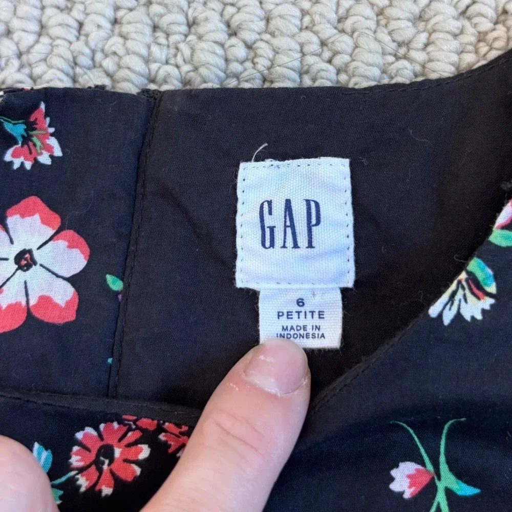 Gap Black Floral Fit and Flare Dress | 6 Petite, Sleeveless Cotton Sun Dress